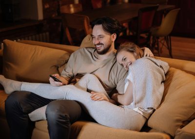 Your TV, Your Way: How to Watch Smarter with Internet TV